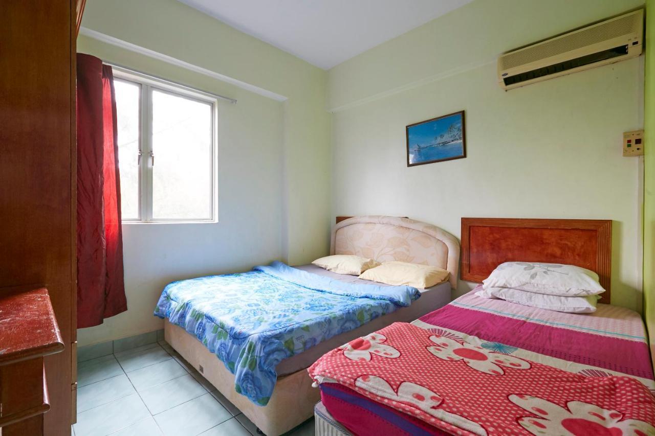 Sunshine Bay Resort Port Dickson Exterior foto